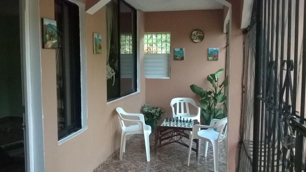 Las Galeras Island Hostel 외부 사진